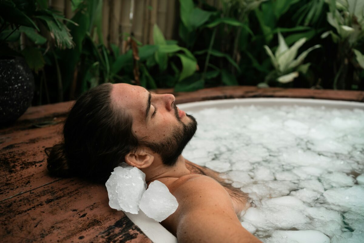 RICE Method: Simple Steps to Reduce Pain & Swelling