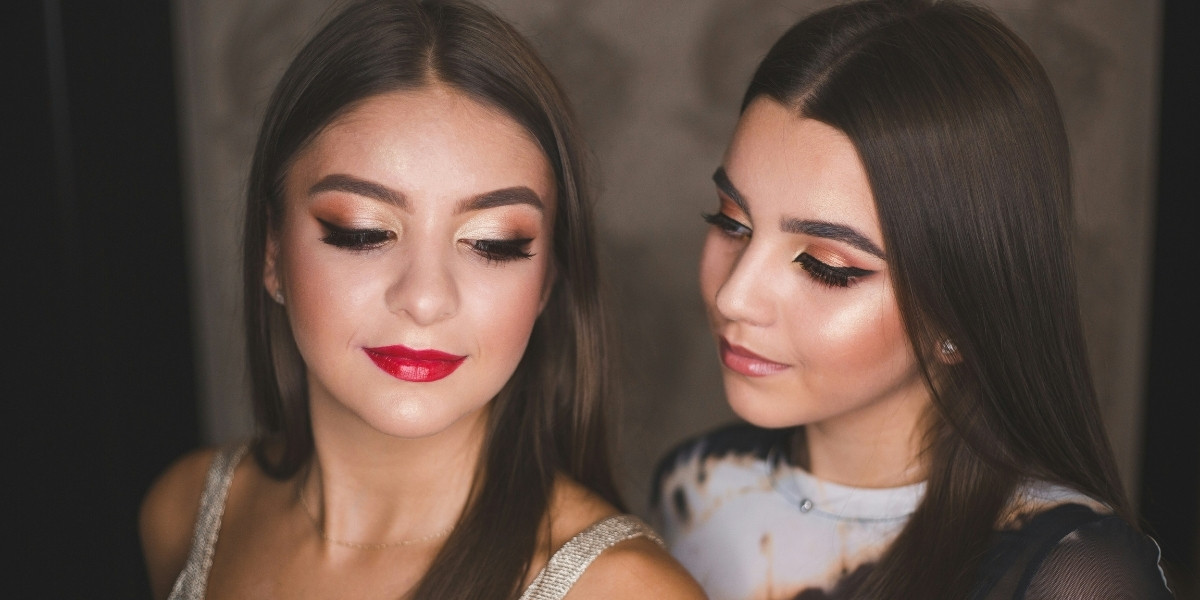 Natural Makeup Looks for Warmer Weather