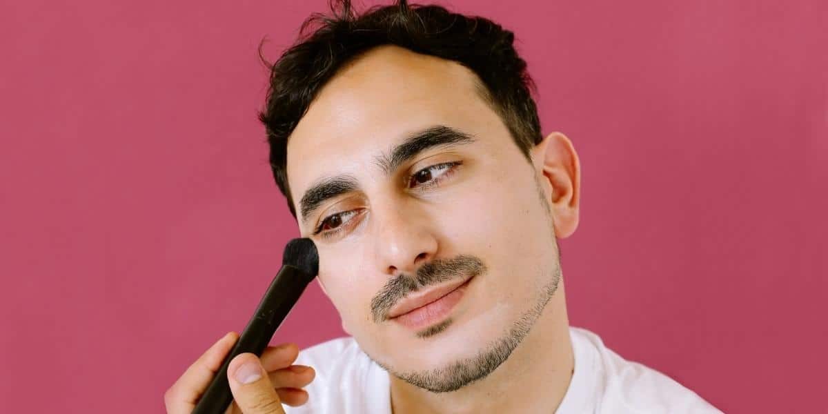 Mastering Men’s Makeup for a Confident Look